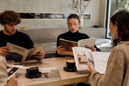 O retorno das revistas e jornais impressos no Brasil mostra que o papel ainda tem força na era digital